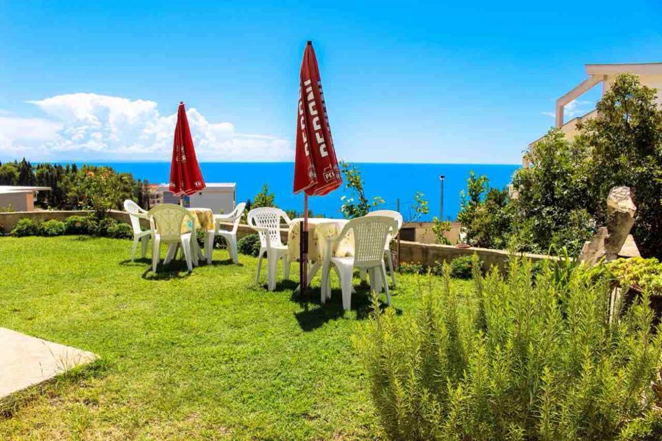 Casa Hena Hotel Улцин Екстериор снимка