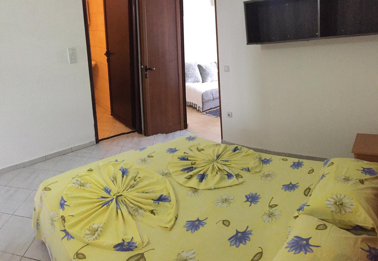 Casa Hena Hotel Улцин Екстериор снимка