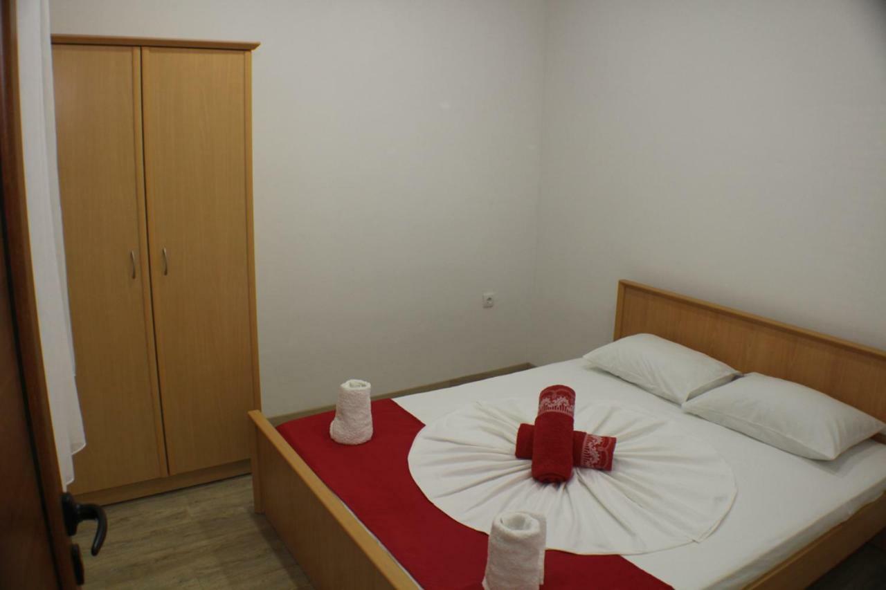 Casa Hena Hotel Улцин Екстериор снимка
