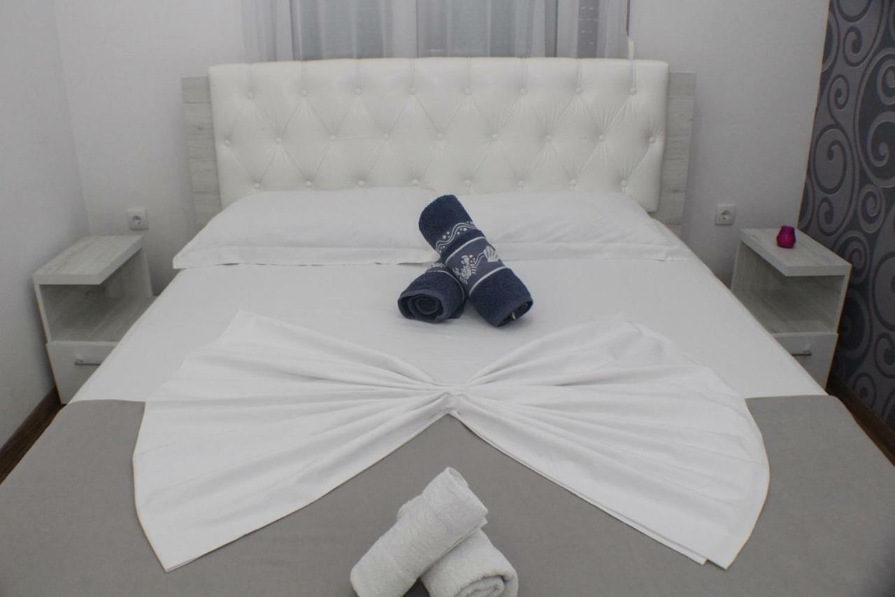 Casa Hena Hotel Улцин Екстериор снимка