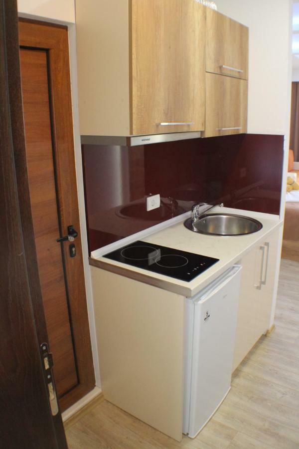 Casa Hena Hotel Улцин Екстериор снимка