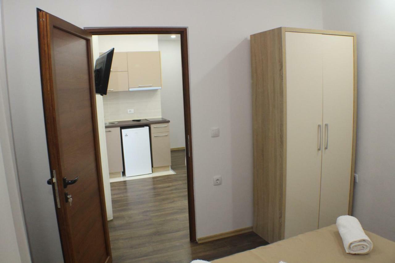 Casa Hena Hotel Улцин Екстериор снимка